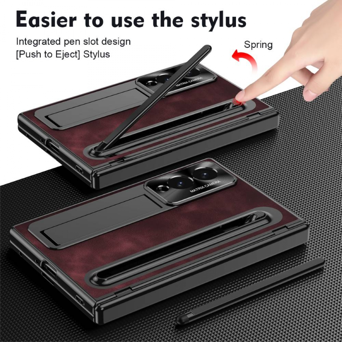 Ein Handy-Case mit integriertem Stiftfach und Ständer. Eine Hand drückt auf den Stift.