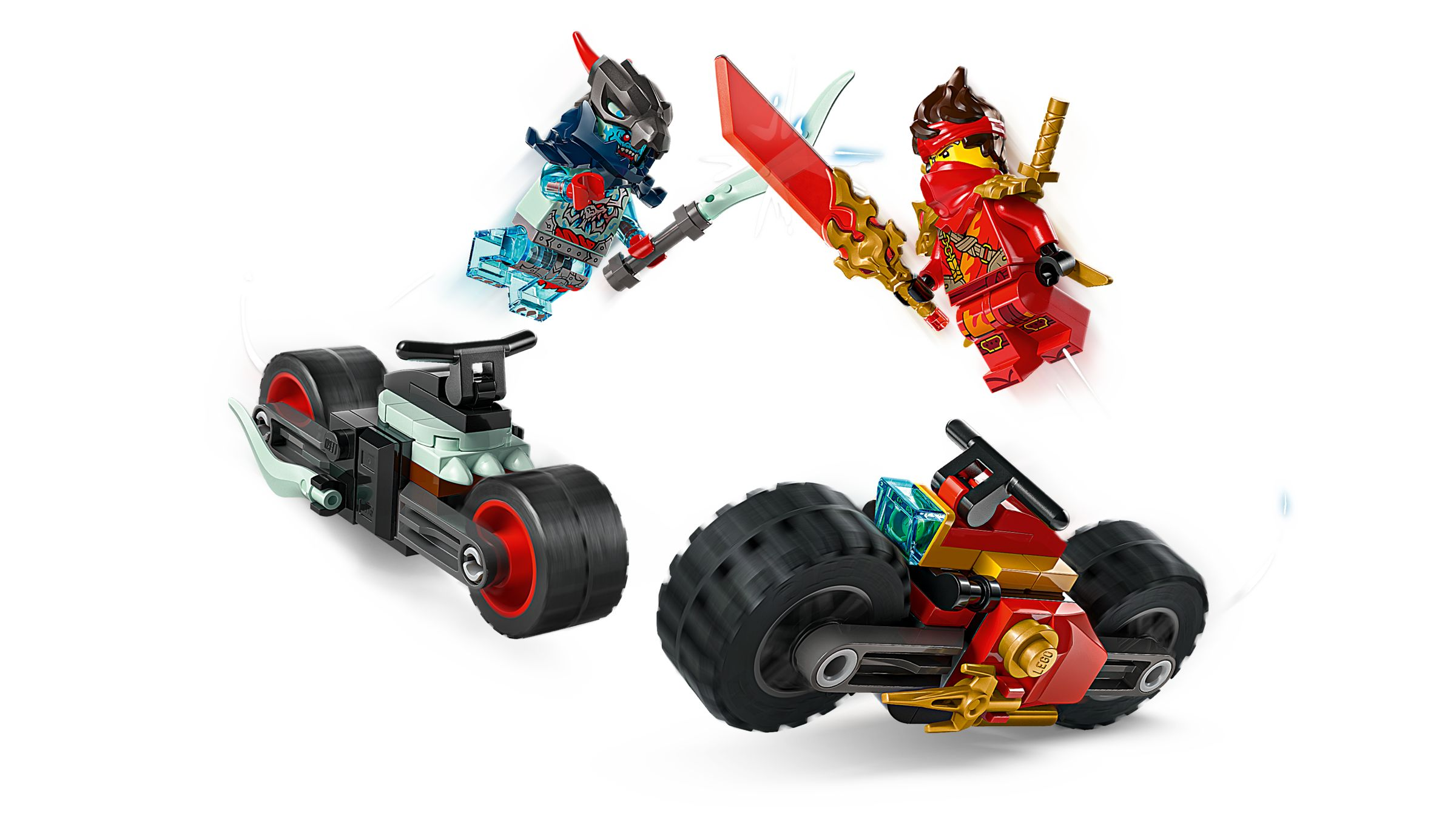 Due personaggi LEGO Ninjago combattono con moto e spade.