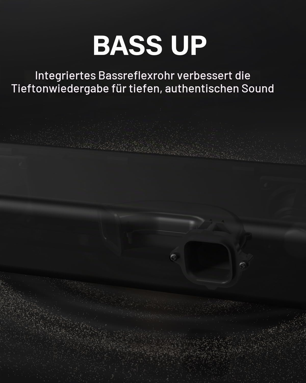 Schwarzer Lautsprecher mit Bassreflexrohr und Text: BASS UP