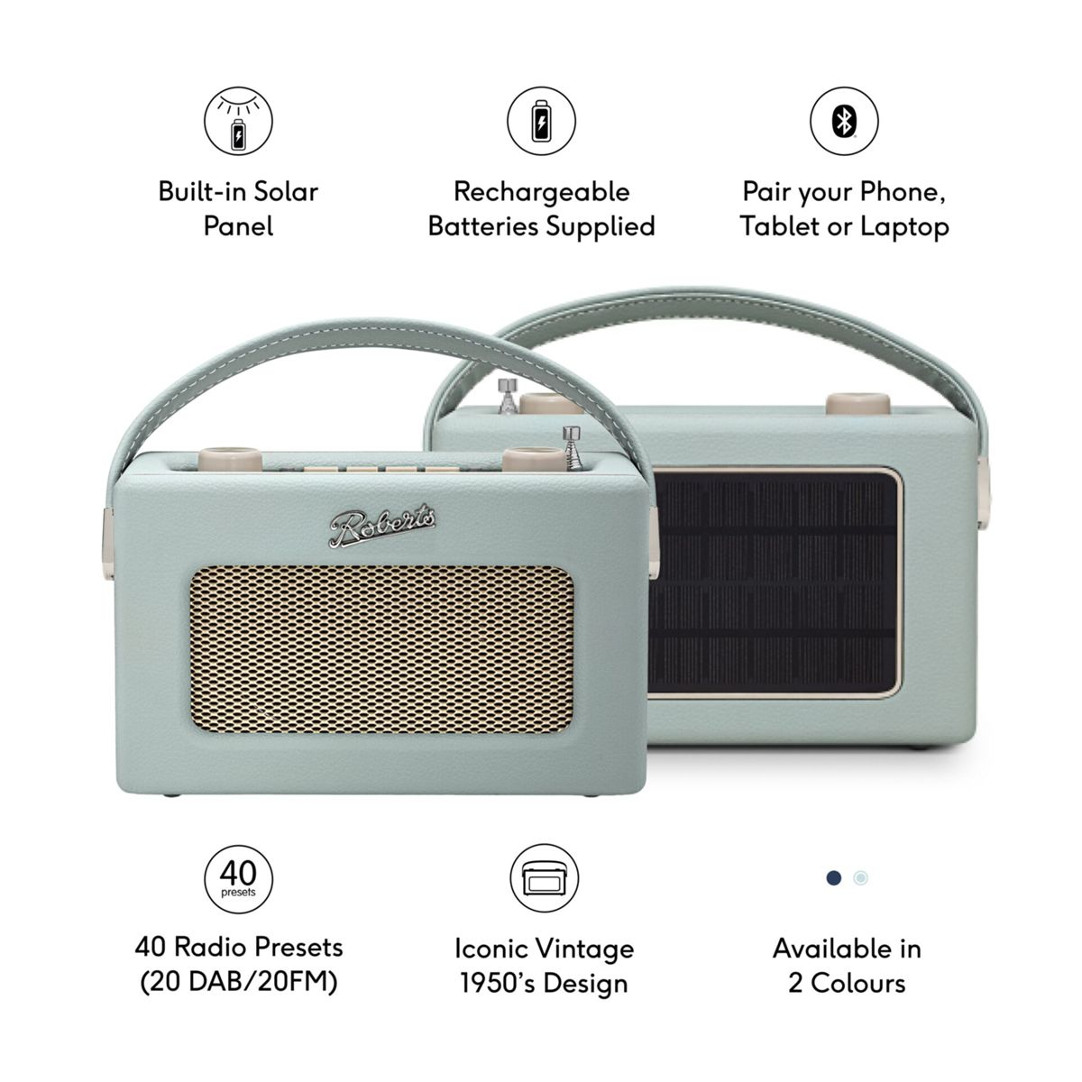 Zwei hellblaue Roberts Radios. Eines mit Solarpanel auf der Rückseite.