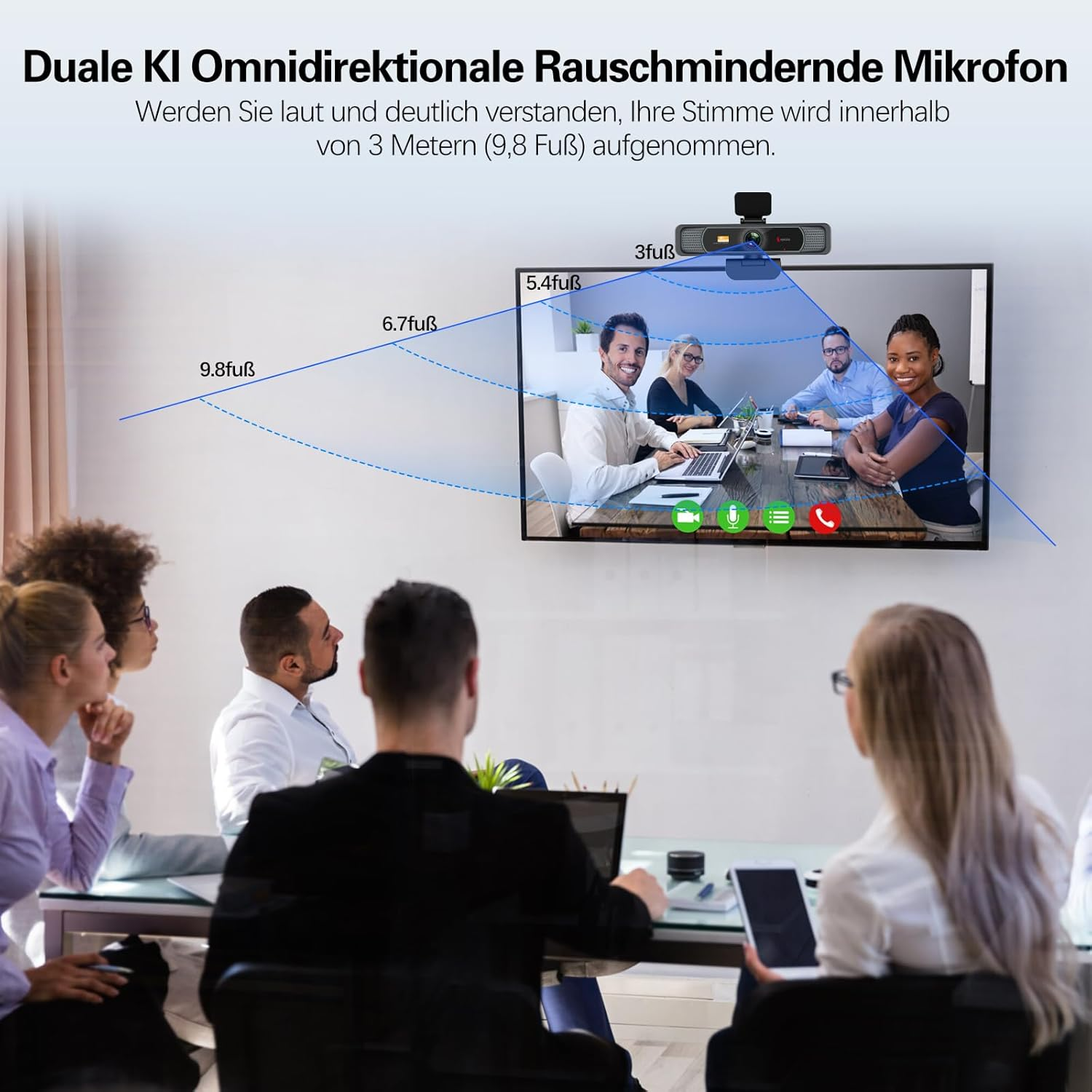Besprechung mit Videokonferenz-Mikrofon und Personen, die auf einen Bildschirm blicken.