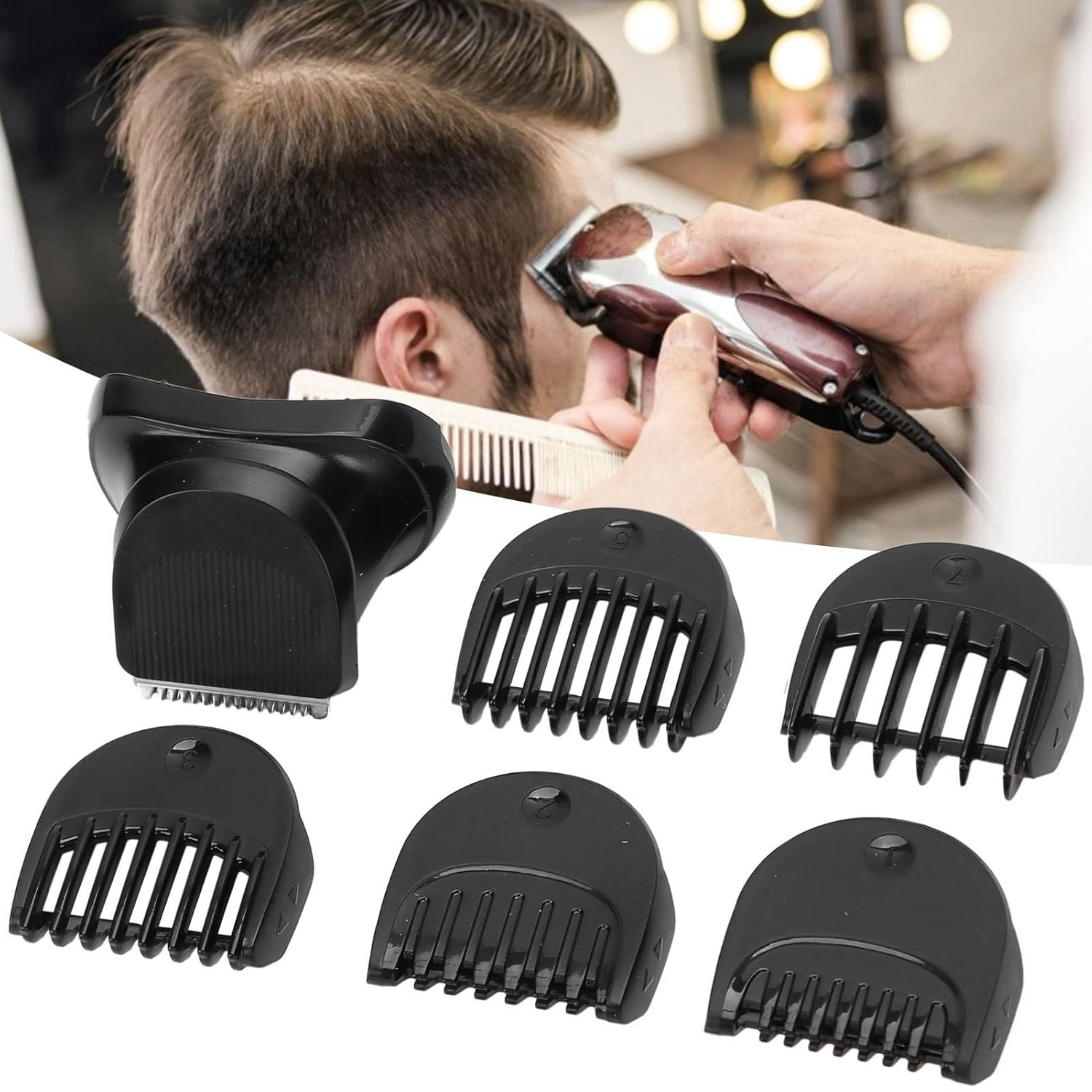 Haarschneidemaschine mit Aufsätzen und Kamm, eine Hand trimmt Haare.