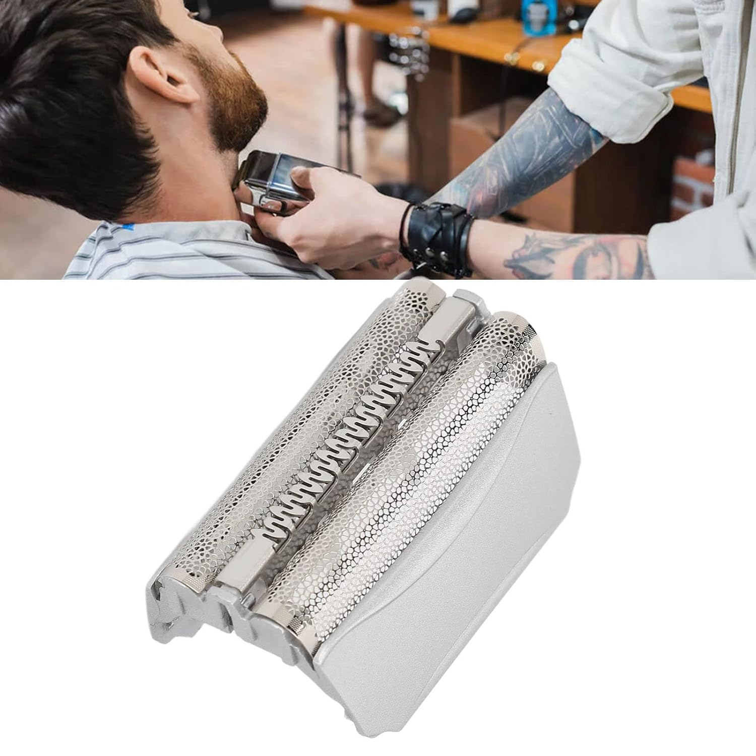 Ein Mann wird von einem Friseur mit einem Trimmer am Hals rasiert. Unten ist ein weißer Rasierkopf.