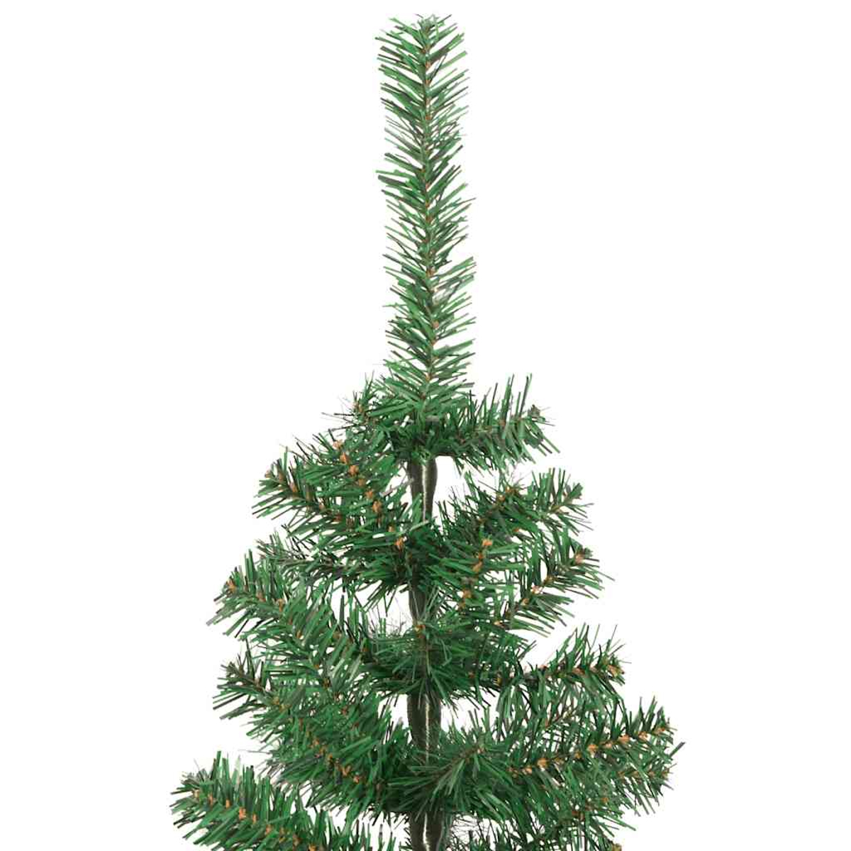 Nahaufnahme eines grünen künstlichen Weihnachtsbaumzweigs mit weißem Hintergrund.