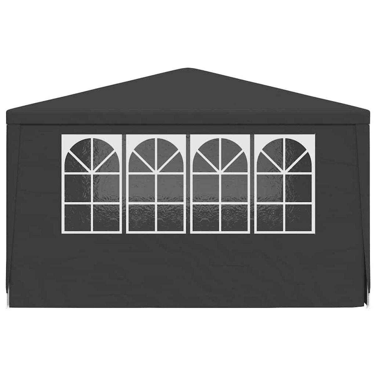 Una carpa negra con cuatro ventanas de marco blanco.