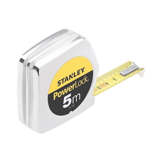 Srebrna miarka Stanley PowerLock 5m z wysuniętą żółtą taśmą.