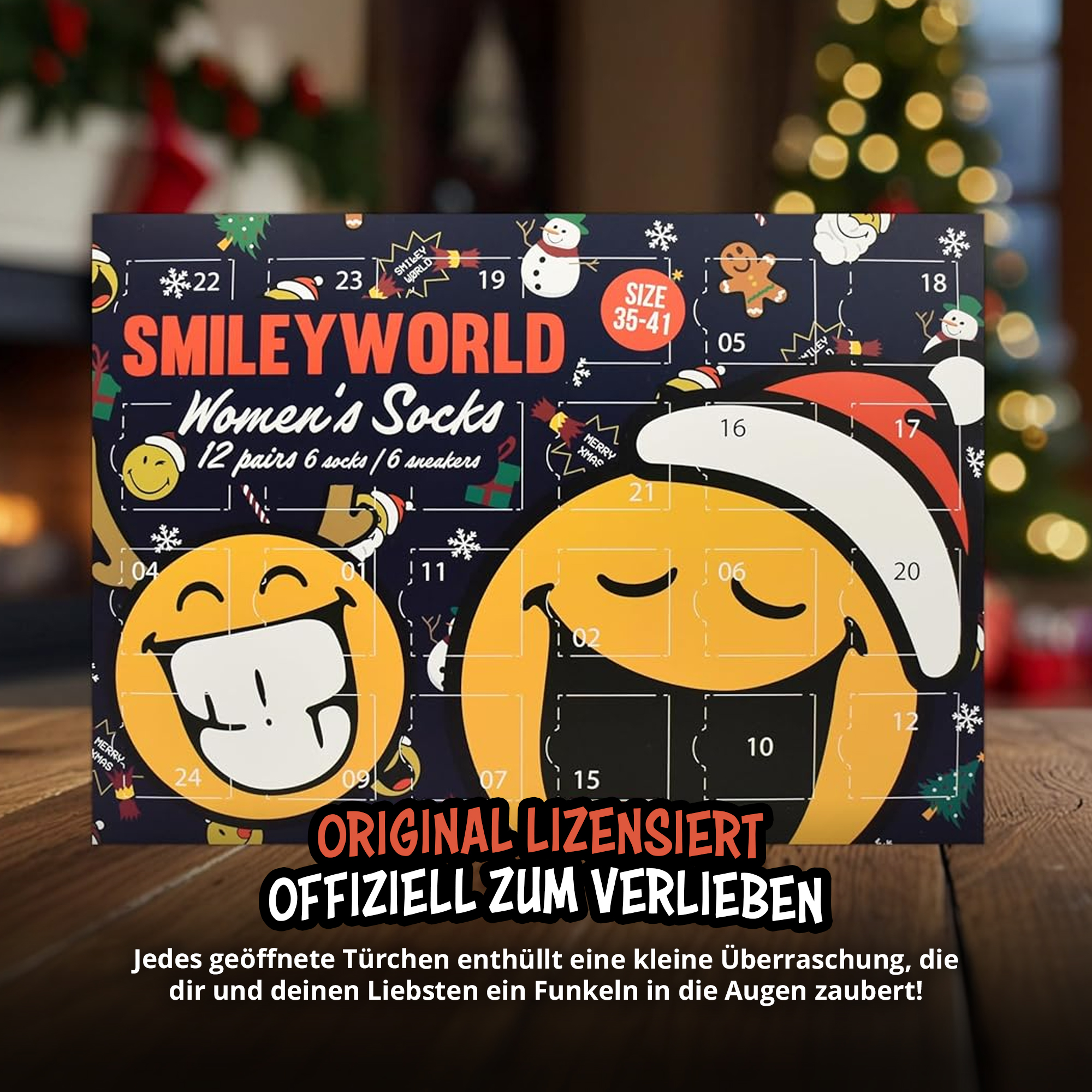 Ein Smiley World Adventskalender mit Socken, dekoriert mit Weihnachtsmotiven.