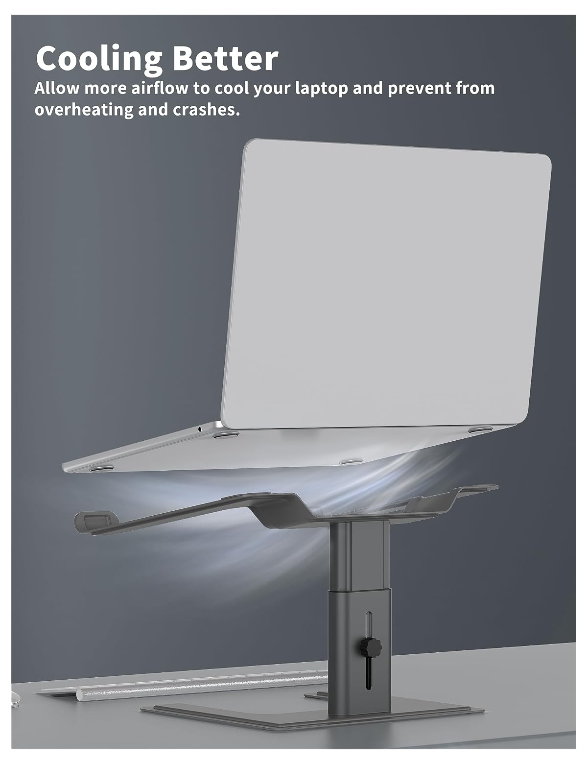 Ein Laptop steht auf einem Ständer, der die Luftzirkulation verbessert.