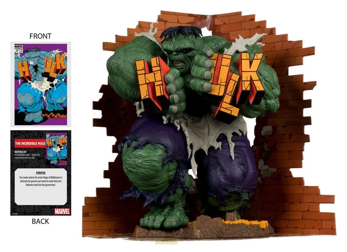 L'Hulk sfonda un muro di mattoni, tenendo le lettere HULK.