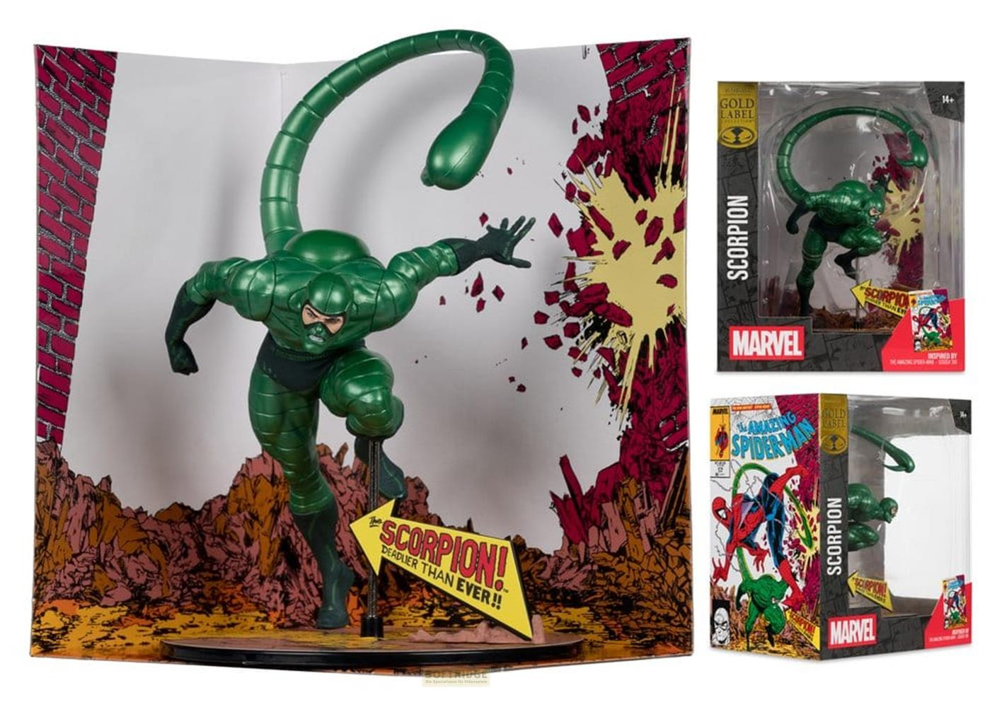 Grüne Scorpion-Figur mit Schwanz vor Comic-Kulisse und Verpackungen.