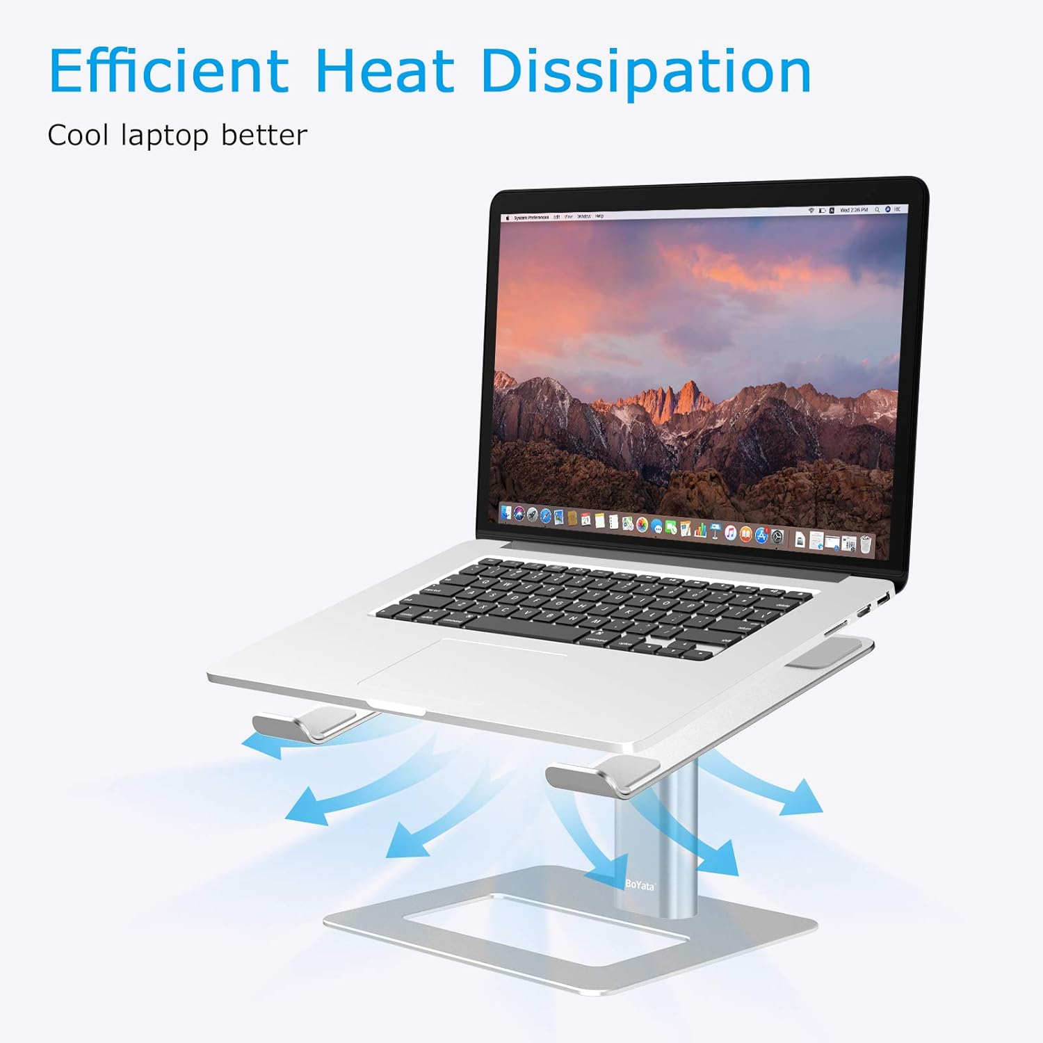Ein Laptop steht auf einem silbernen Ständer, Luftpfeile deuten auf Kühlung hin.