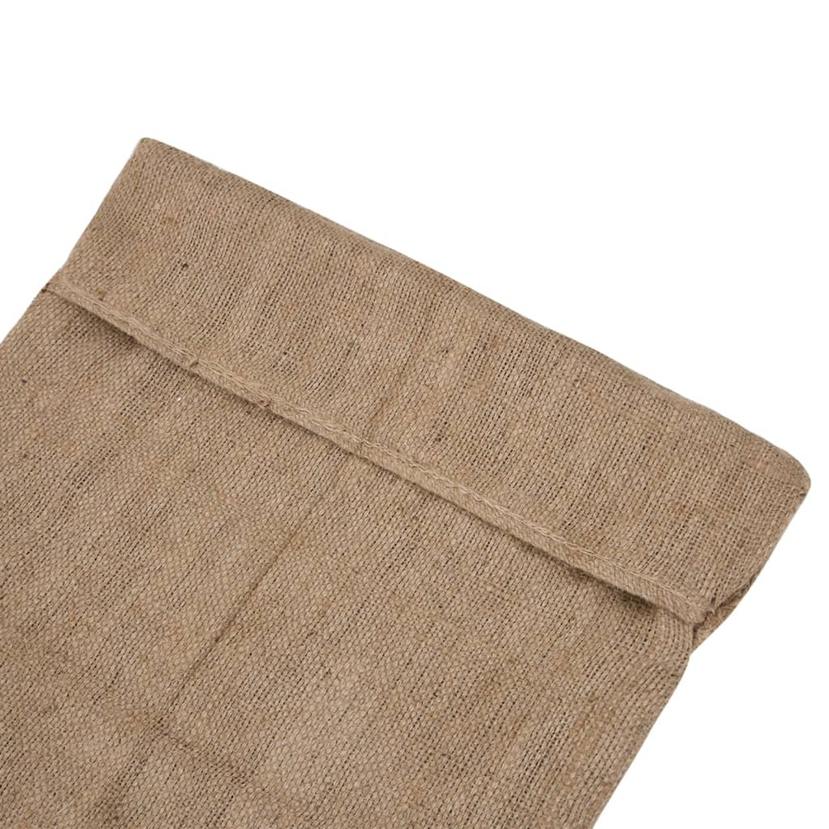Nahaufnahme einer gefalteten Jute-Tasche mit sichtbarer Naht.