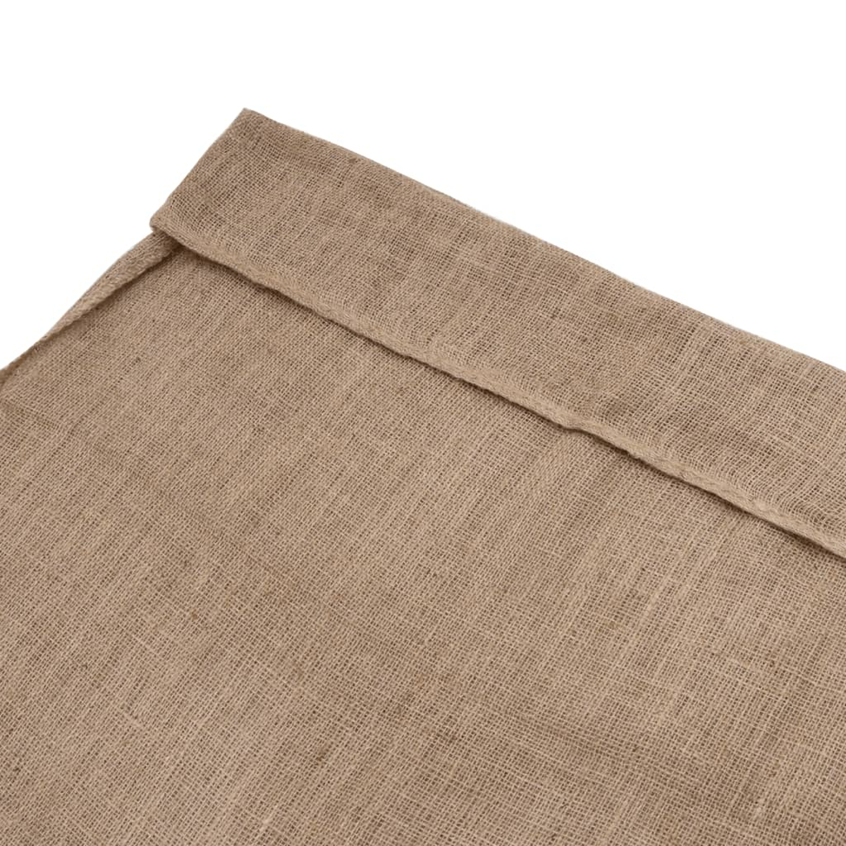 Nahaufnahme eines braunen Jutesacks mit sichtbarer Textur und einer gefalteten Kante.