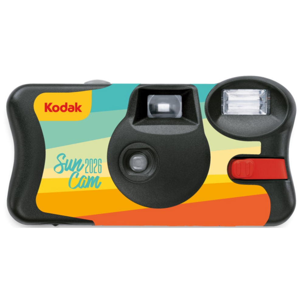 Macchina fotografica usa e getta Kodak con motivo a strisce colorate e flash.