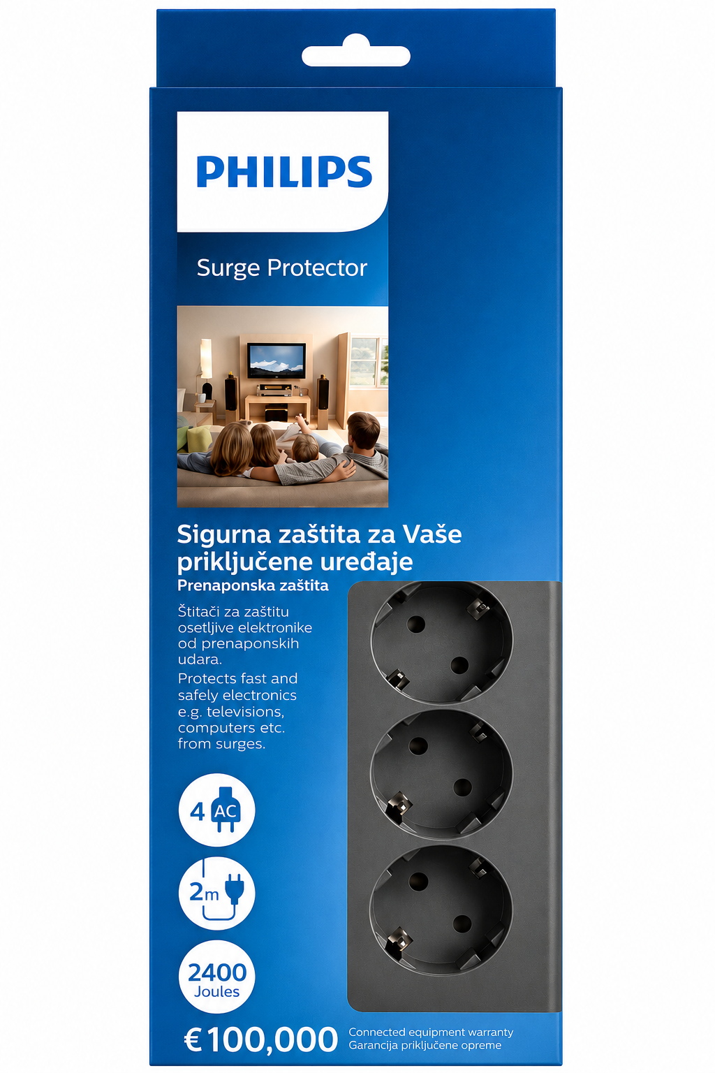 Oturma odasında bir aile ve üç priz gösteren mavi Philips aşırı gerilim koruyucu ambalajı.