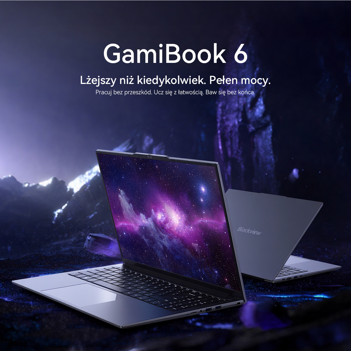 Dwa laptopy z galaktyczną tapetą i tekstem GamiBook 6 w niebieskim krajobrazie.