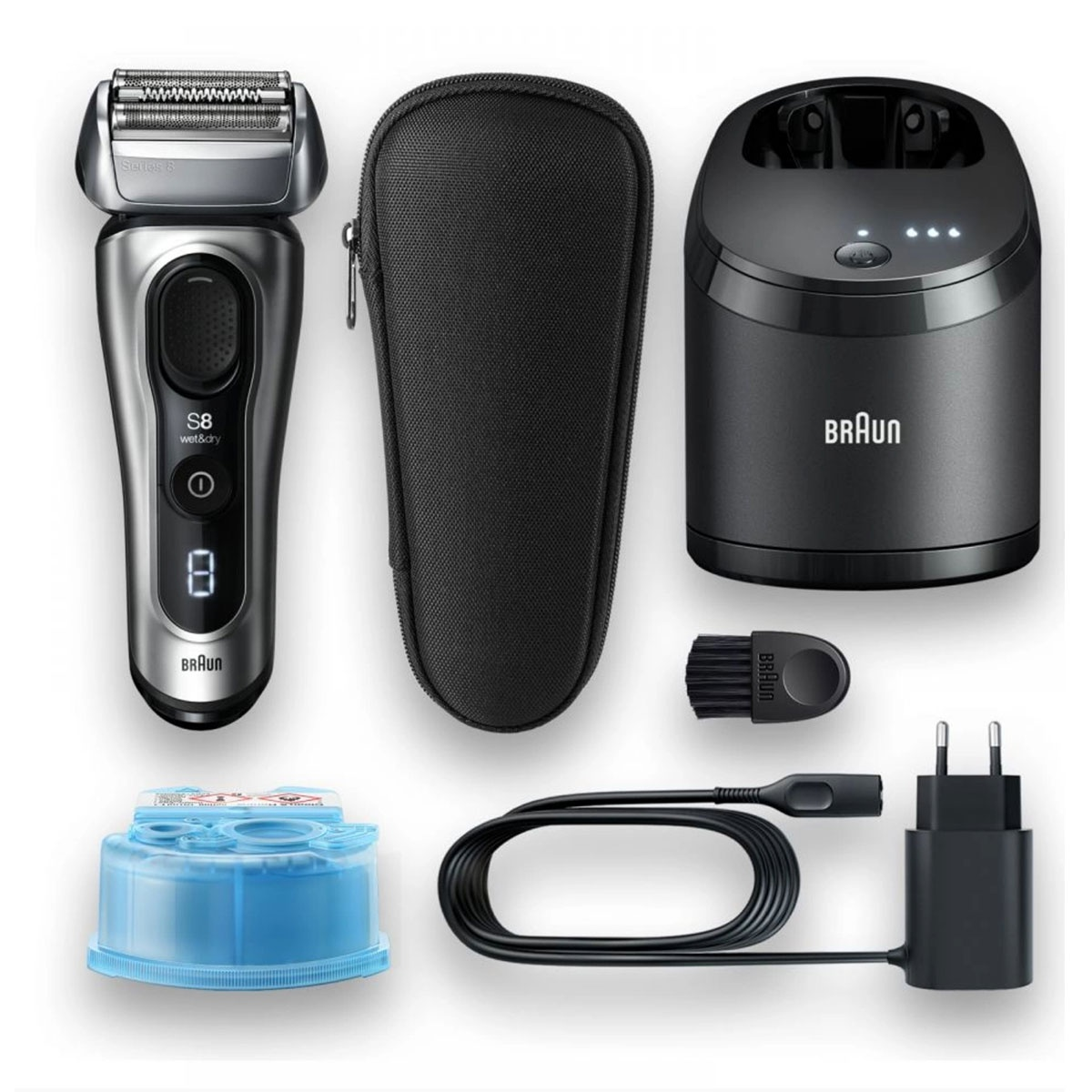 Un rasoio elettrico Braun Series 8 con custodia, stazione di pulizia, spazzola, cartuccia, cavo e adattatore.