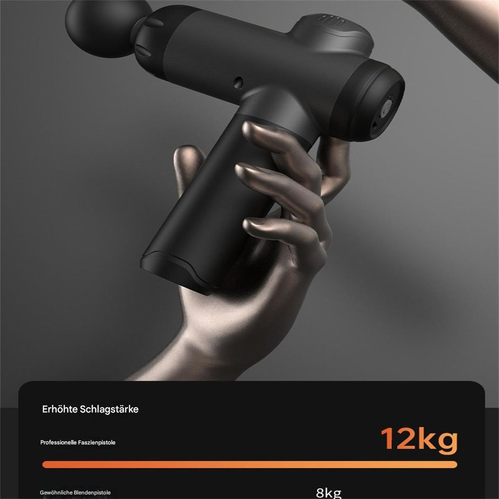 Eine Hand hält eine schwarze Massagepistole vor grauem Hintergrund, unten Text mit Angabe von 12 kg.