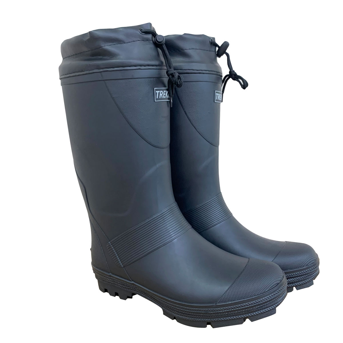 Schwarze Gummistiefel mit Kordelzug am Schaftrand auf weißem Hintergrund.
