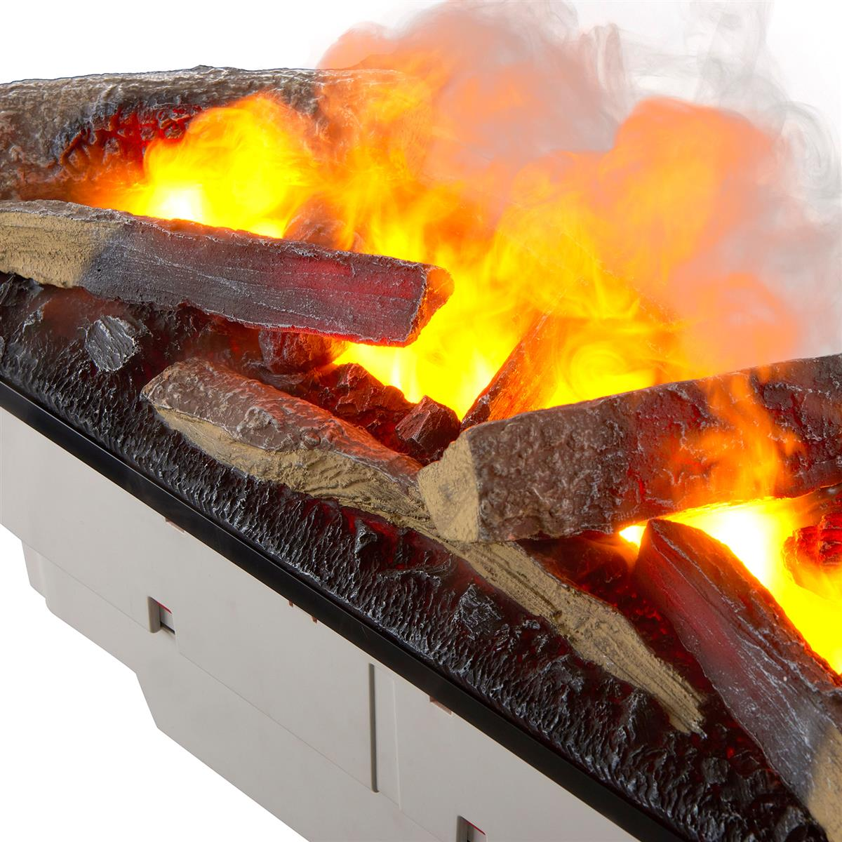 Elektrischer Kamin mit künstlichen Holzscheiten, hellen Flammen und aufsteigendem Rauch auf weißem Hintergrund.