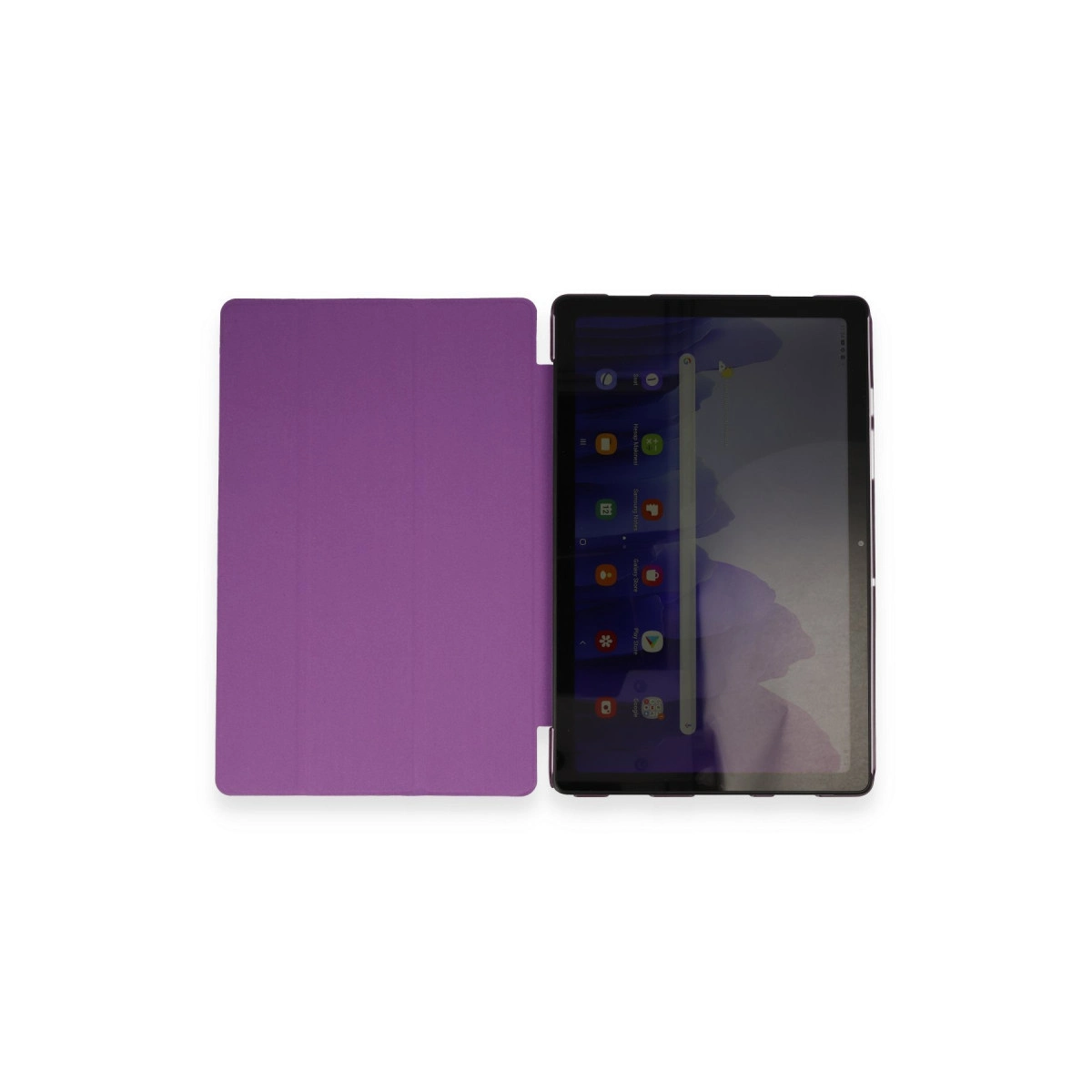 Mor kılıflı bir tablet beyaz arka planda duruyor, ekran uygulama simgelerini gösteriyor.