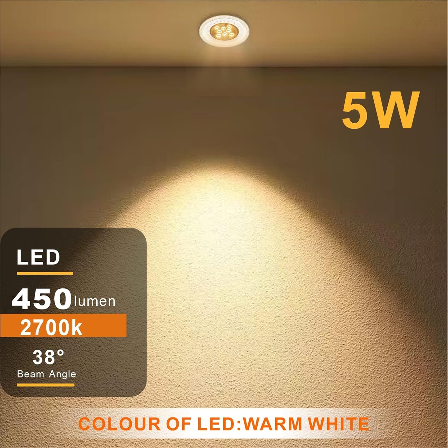 Ein versenkter 5W warmweißer LED-Strahler beleuchtet eine strukturierte Wand mit 450 Lumen, 2700K und 38° Abstrahlwinkel.