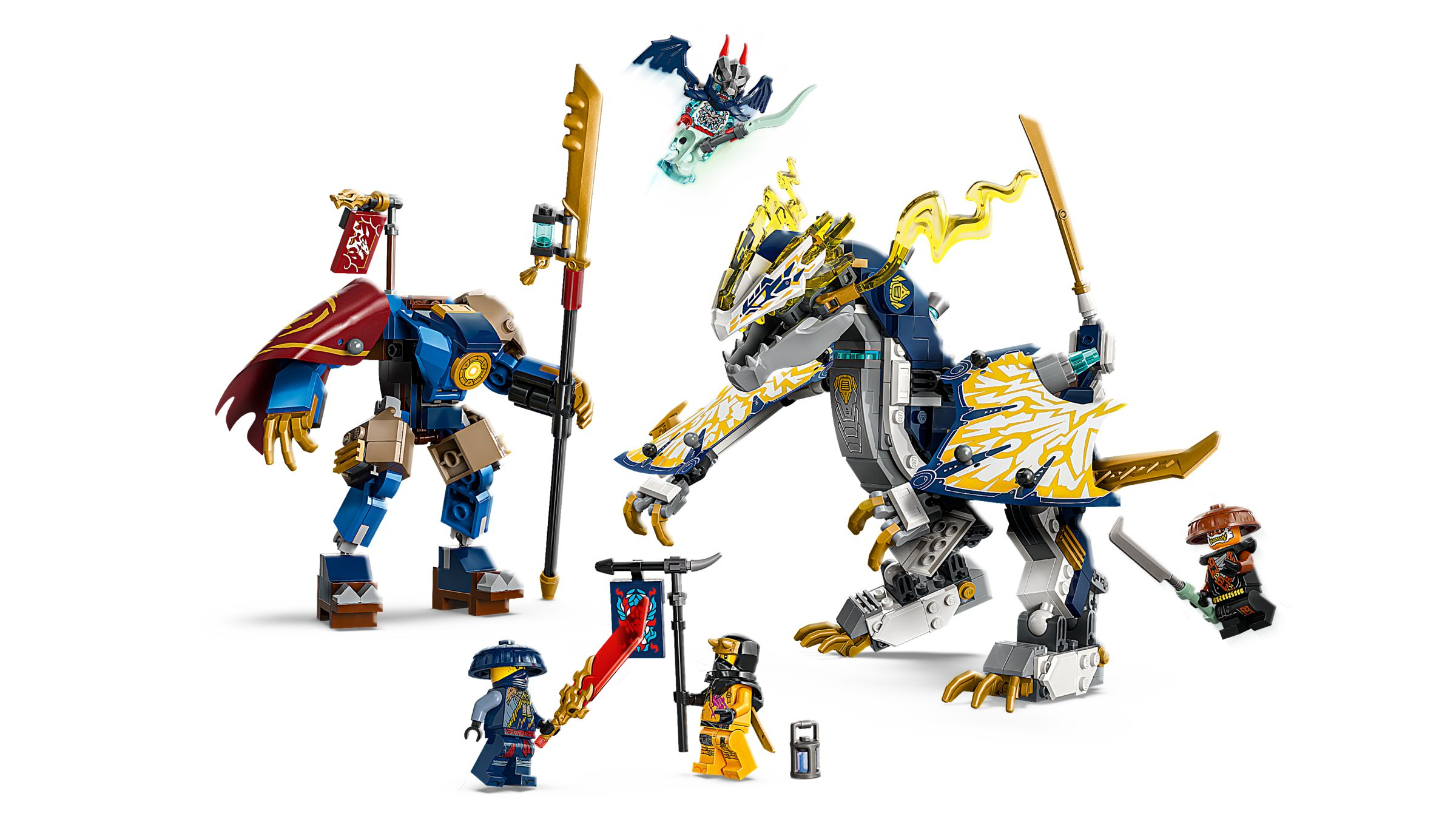 Set Lego Ninjago con un robot blu, un drago e quattro minifigure su sfondo bianco.