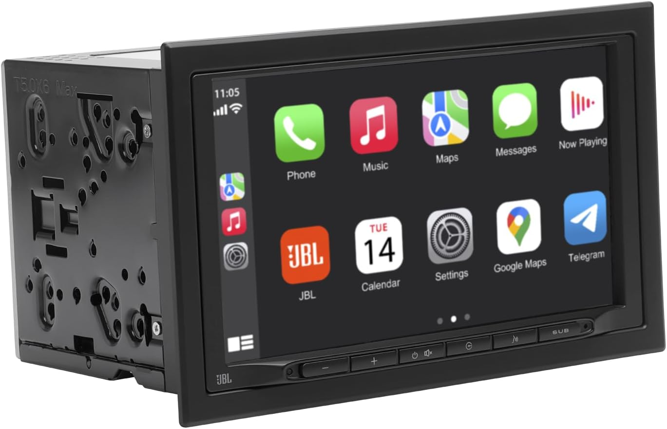 Un'autoradio JBL nera con touchscreen mostra varie icone di app come telefono, musica e Google Maps.