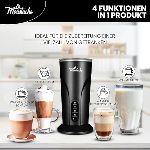 Espumador de leche negro con cuatro bebidas de café y leche diferentes en primer plano y fondo de cocina.