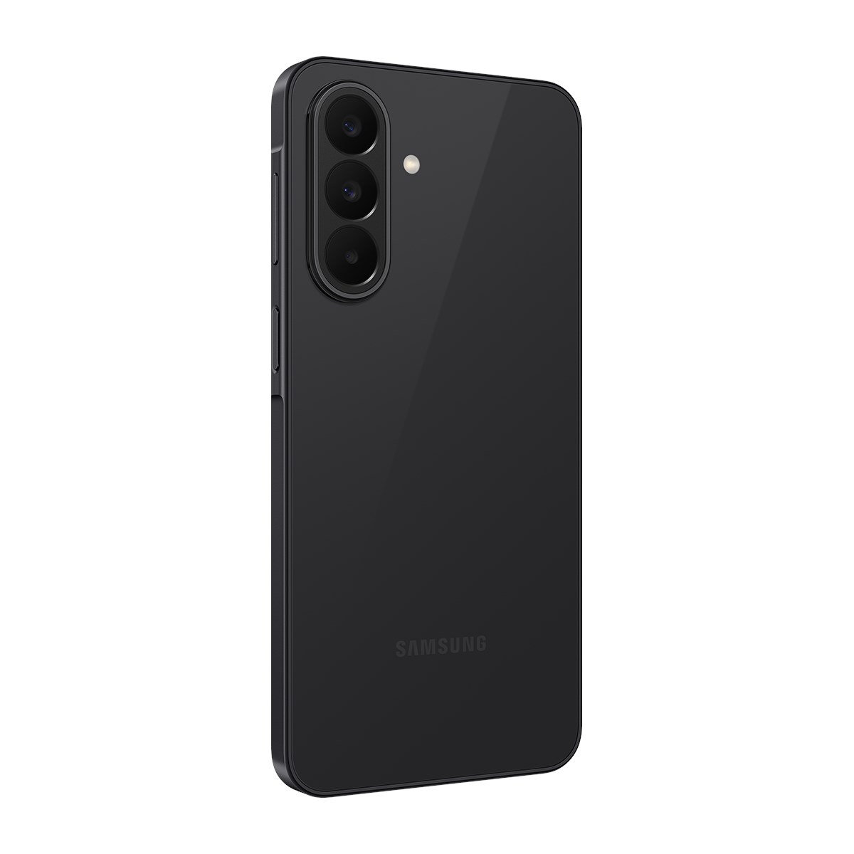 Dikey üçlü kameraya ve flaşa sahip siyah bir Samsung akıllı telefonun arkası.