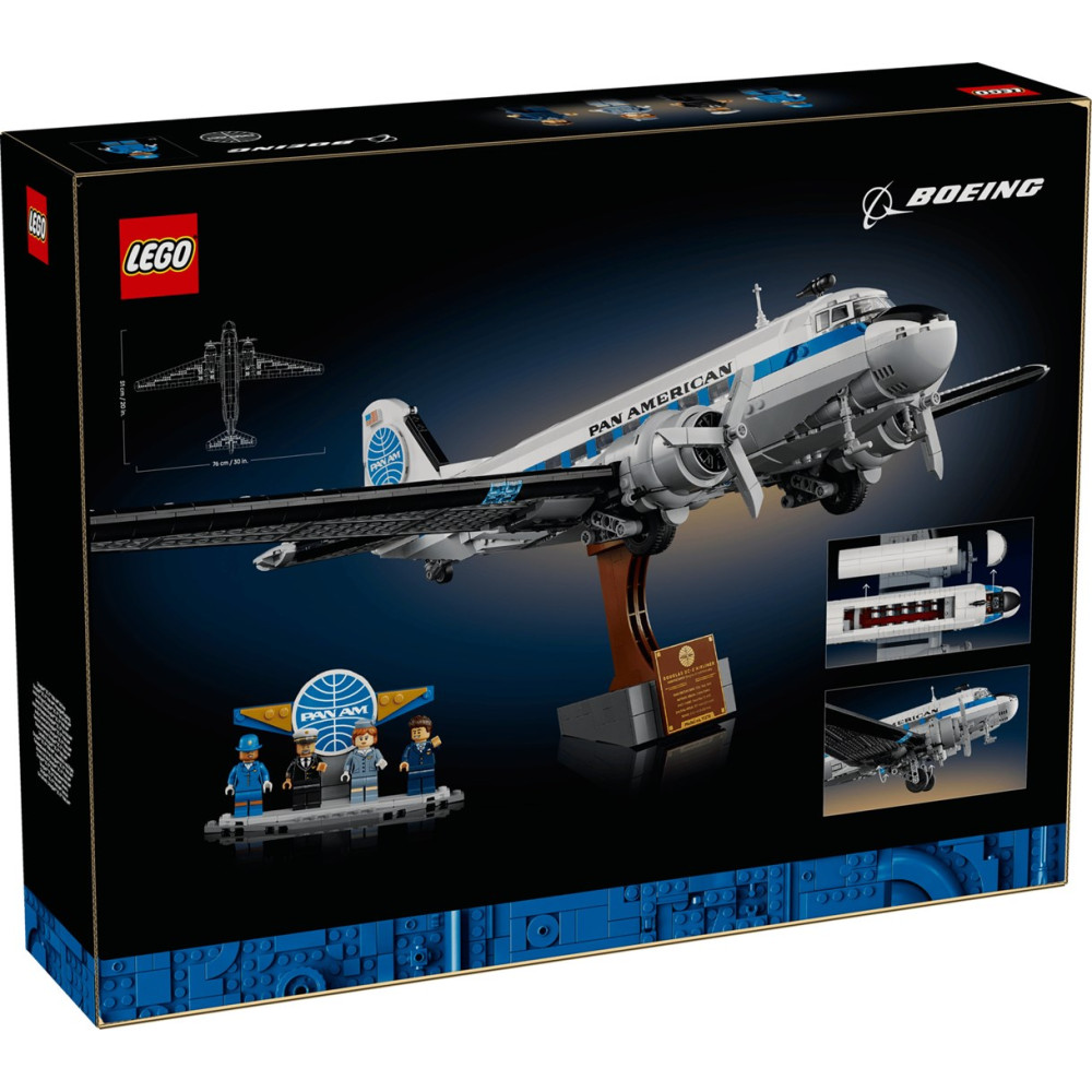 Pudełko Lego przedstawia model samolotu Pan Am na stojaku z czterema figurkami i detalami.
