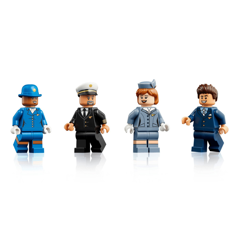 Cztery różne minifigurki Lego w mundurach personelu lotniska na białym tle.
