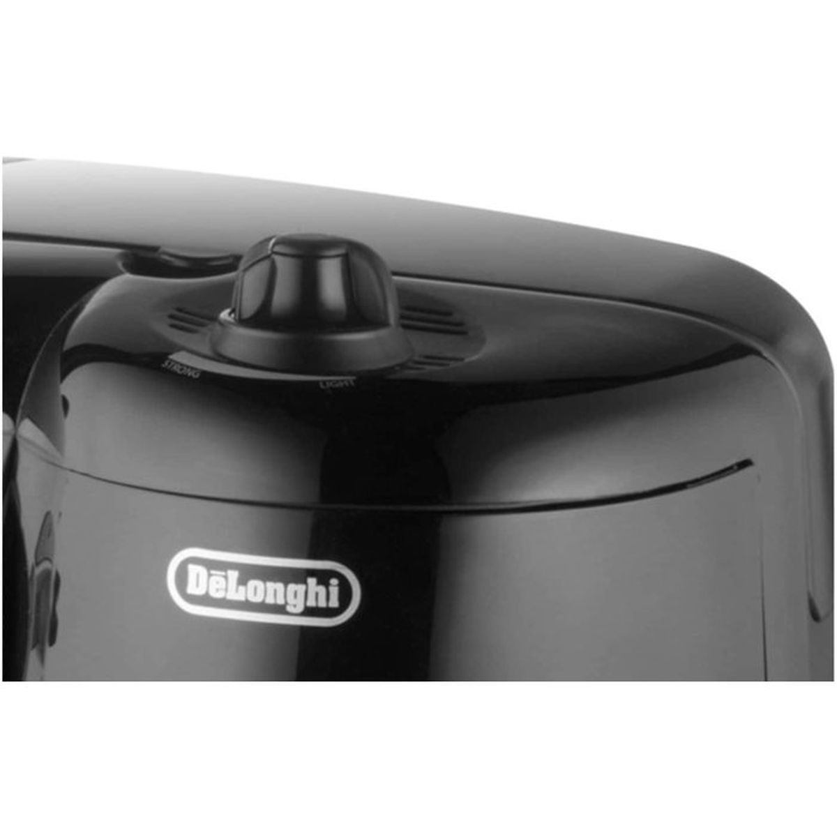 Caffettiera nera DeLonghi con manopola di controllo e logo bianco su superficie lucida.