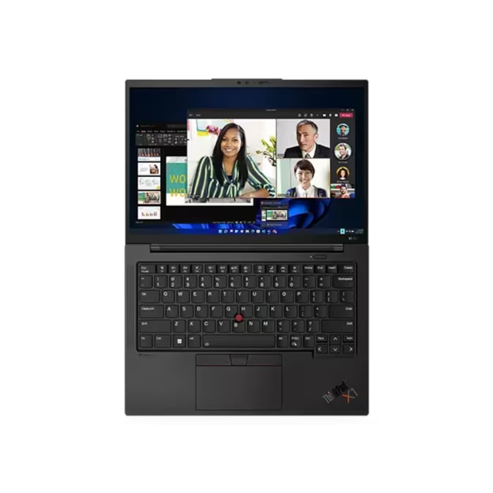 Czarny laptop wyświetla wideokonferencję na ekranie i posiada podświetlaną klawiaturę.
