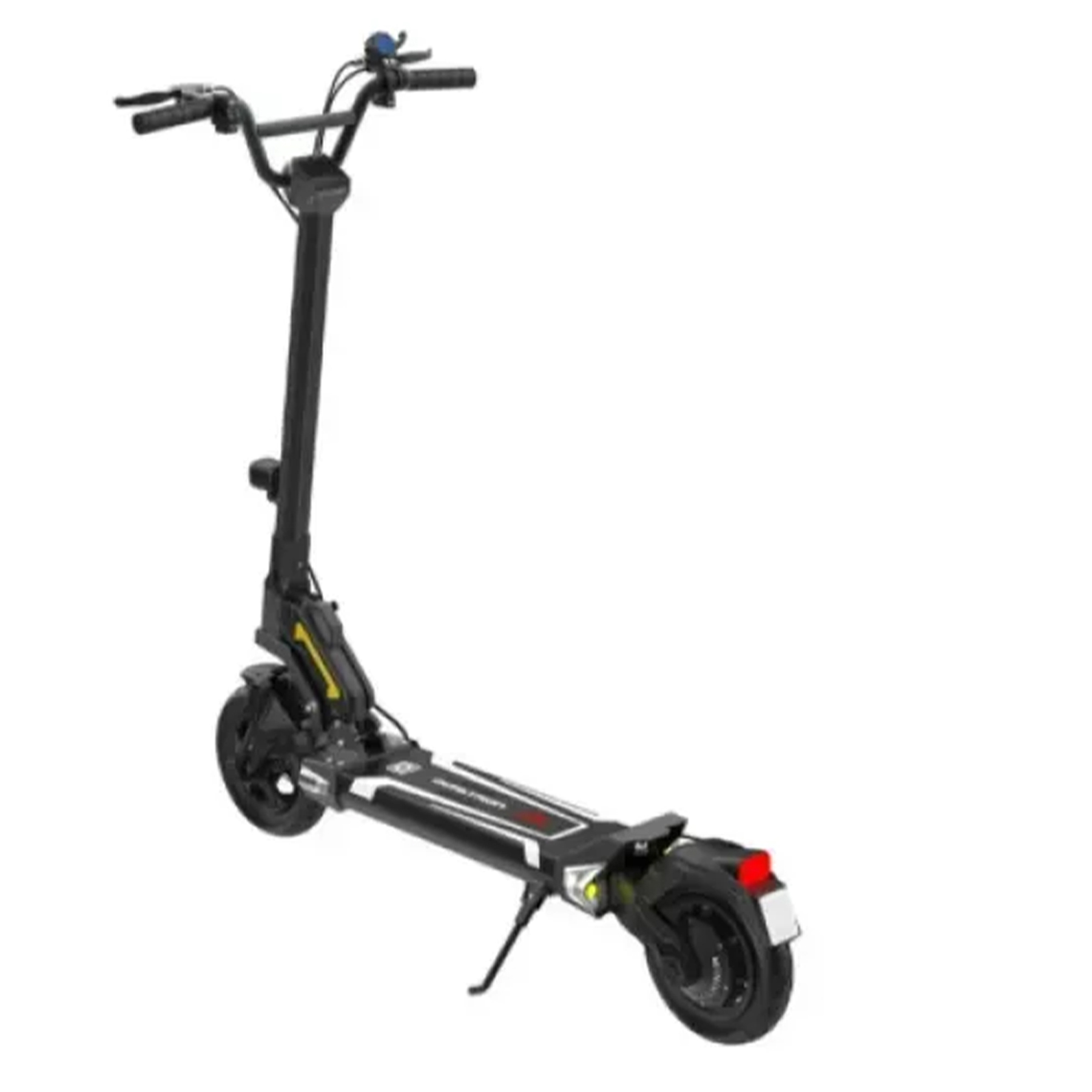 Geniş basamaklı ve kırmızı arka lambalı siyah elektrikli scooter, beyaz arkaplanda.