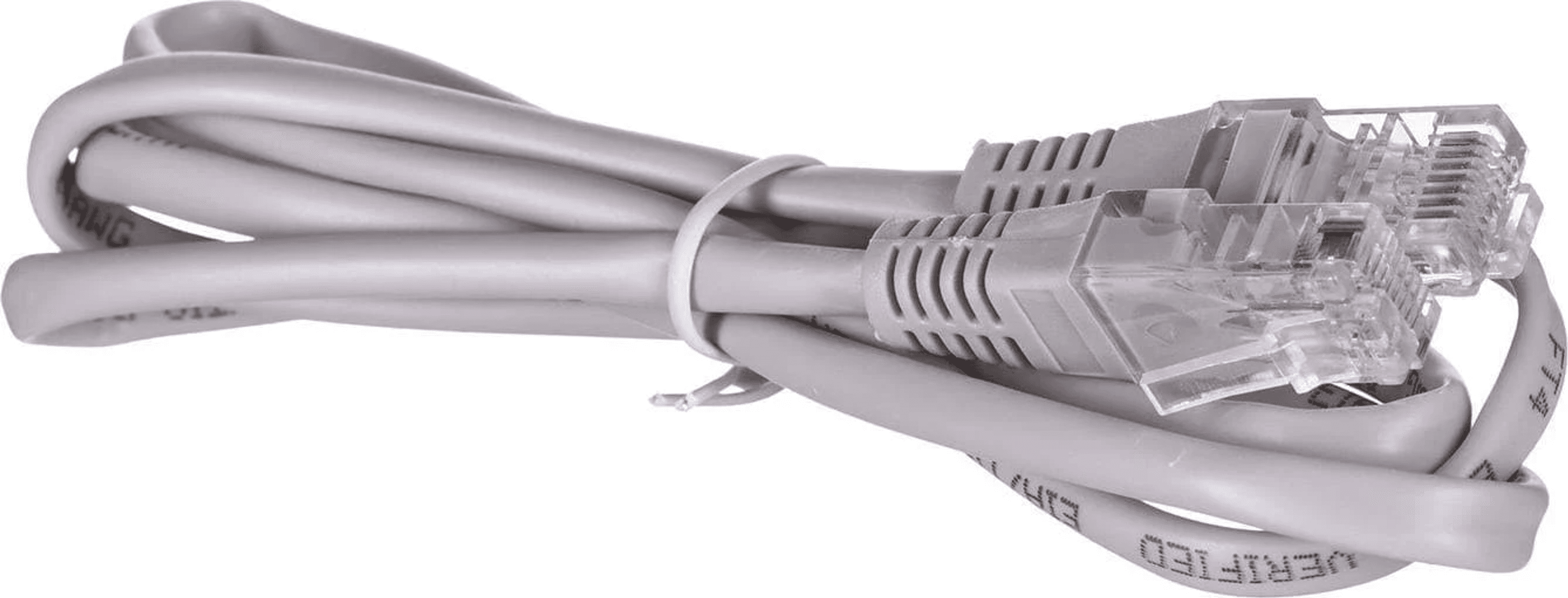 Un cavo Ethernet grigio con connettori RJ45 su sfondo bianco.