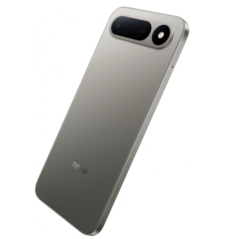 Yatay kamera modülüne ve Tecno logosuna sahip gümüş renkli bir akıllı telefonun arkası.