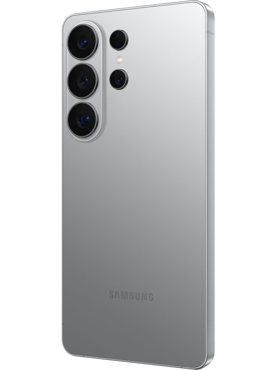 Üç dikey kameralı gümüş renkli bir Samsung akıllı telefonun arkası.