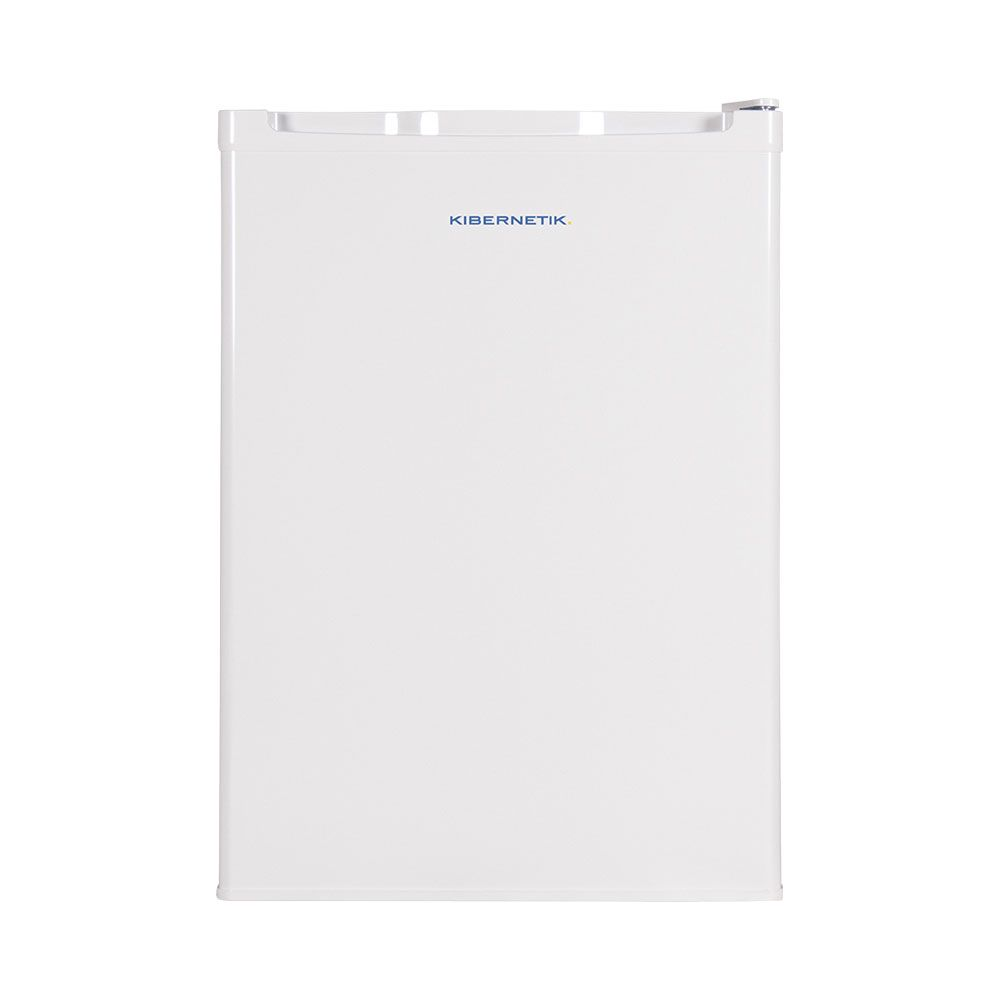 Un frigorifero bianco compatto con il logo Kibernetik sulla porta chiusa, su sfondo bianco.