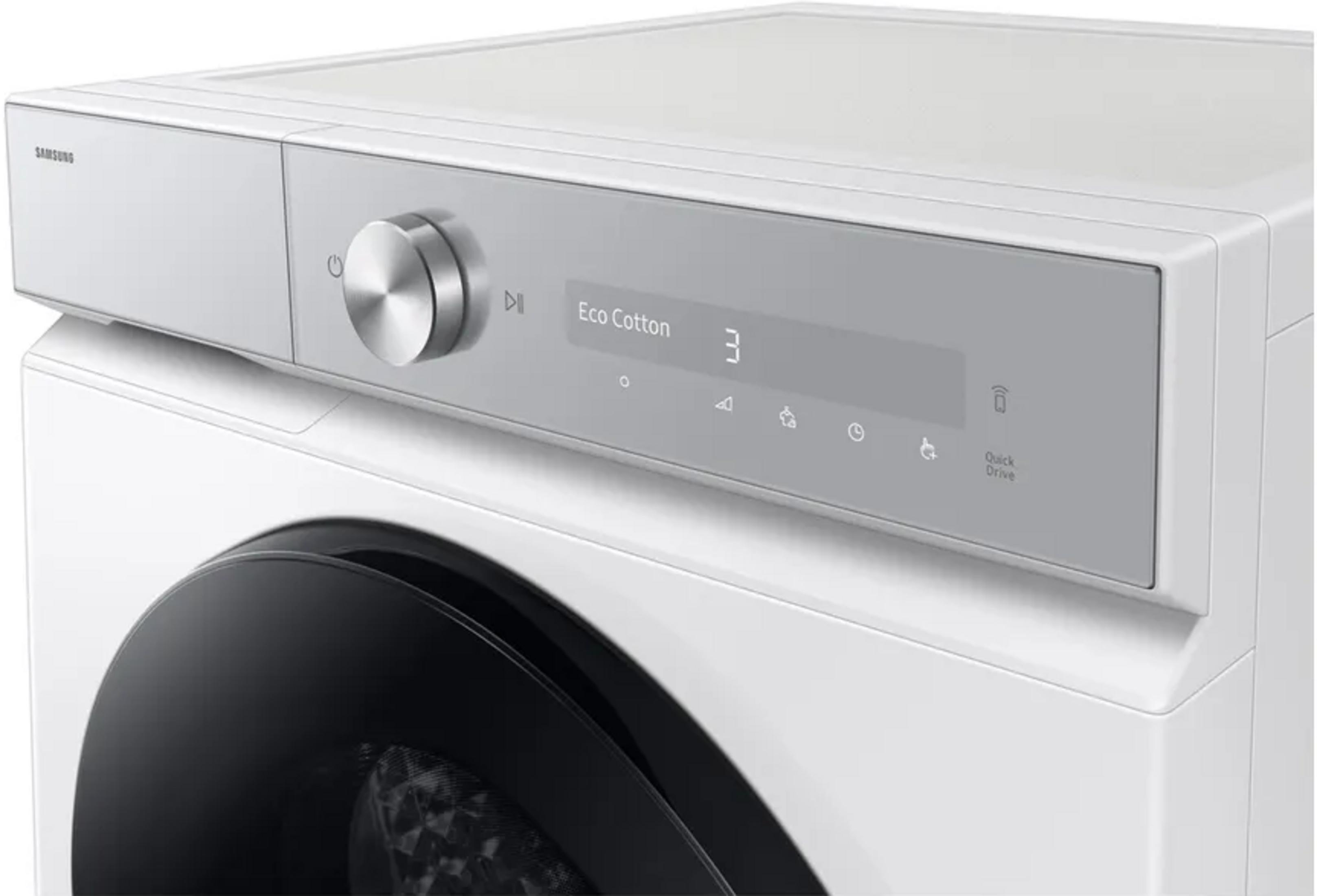 Lave-linge blanc Samsung avec panneau de commande argenté, bouton rotatif et écran numérique.