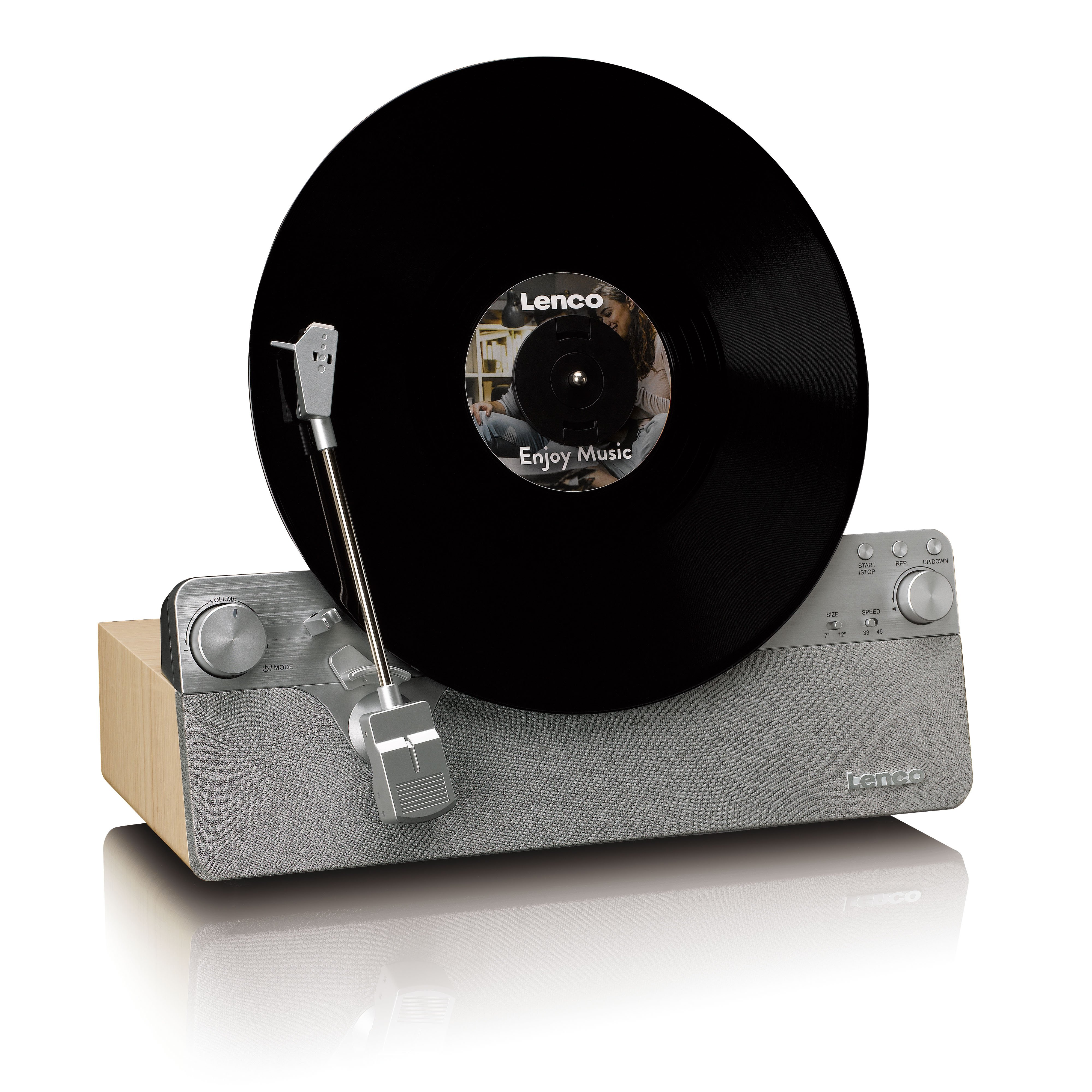 Ein silberner Plattenspieler mit Holzgehäuse und einer großen schwarzen Vinylplatte, die aufrecht steht.