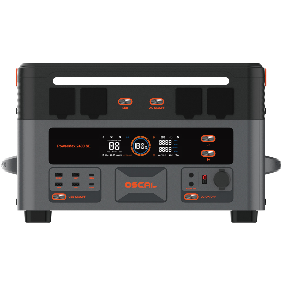 Schwarze und graue Oscal PowerMax 2400 SE Powerstation mit digitalem Display, AC-Steckdosen und USB-Anschlüssen.