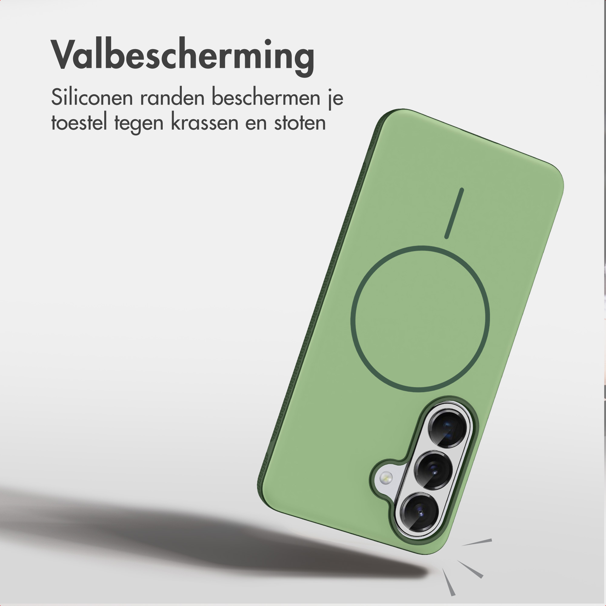 Grüne Handyhülle mit Kameraausschnitt und runder MagSafe-Markierung auf weißem Hintergrund.