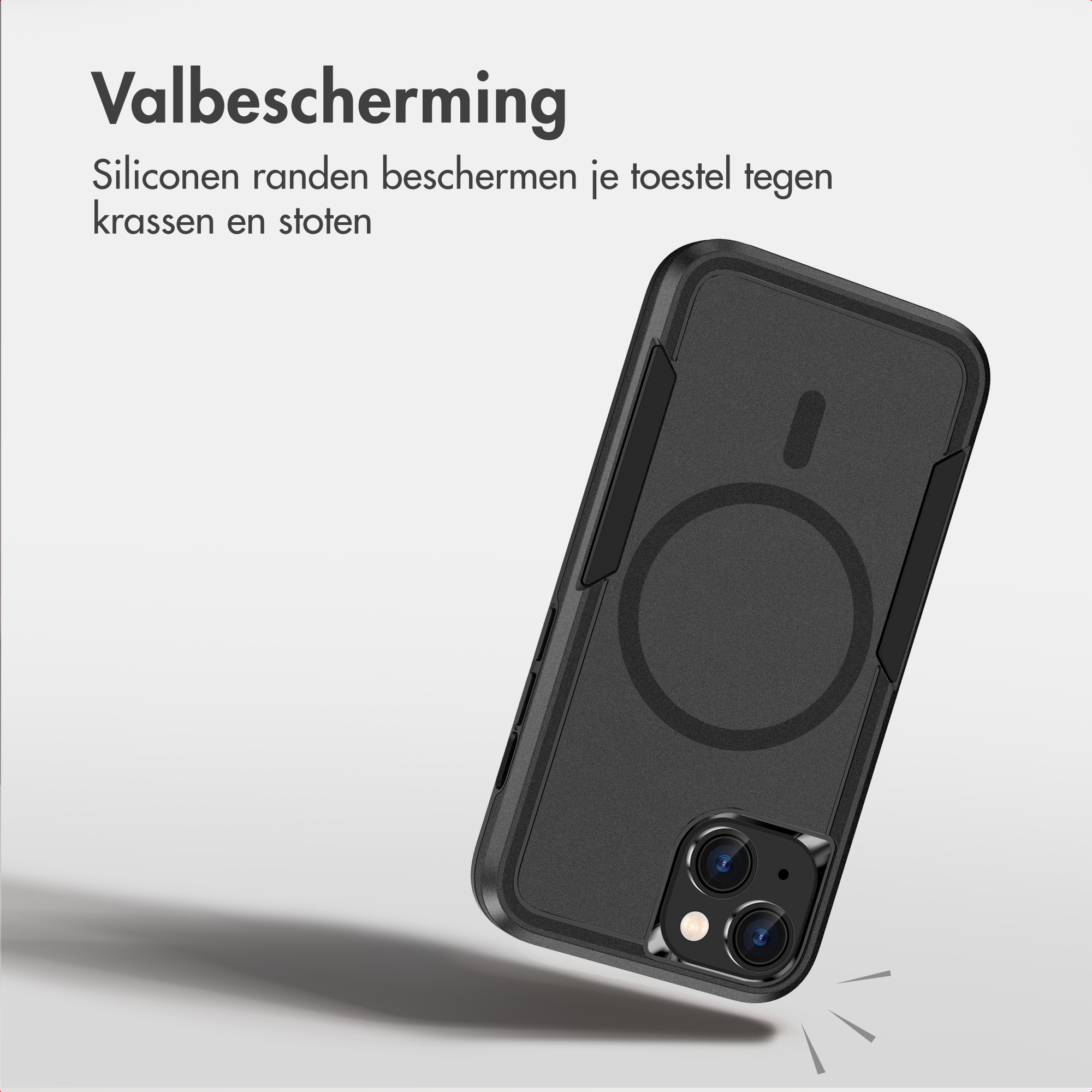 Stijlvolle zwarte telefoonhoes met geïntegreerde ring voor valbescherming op een lichte achtergrond.