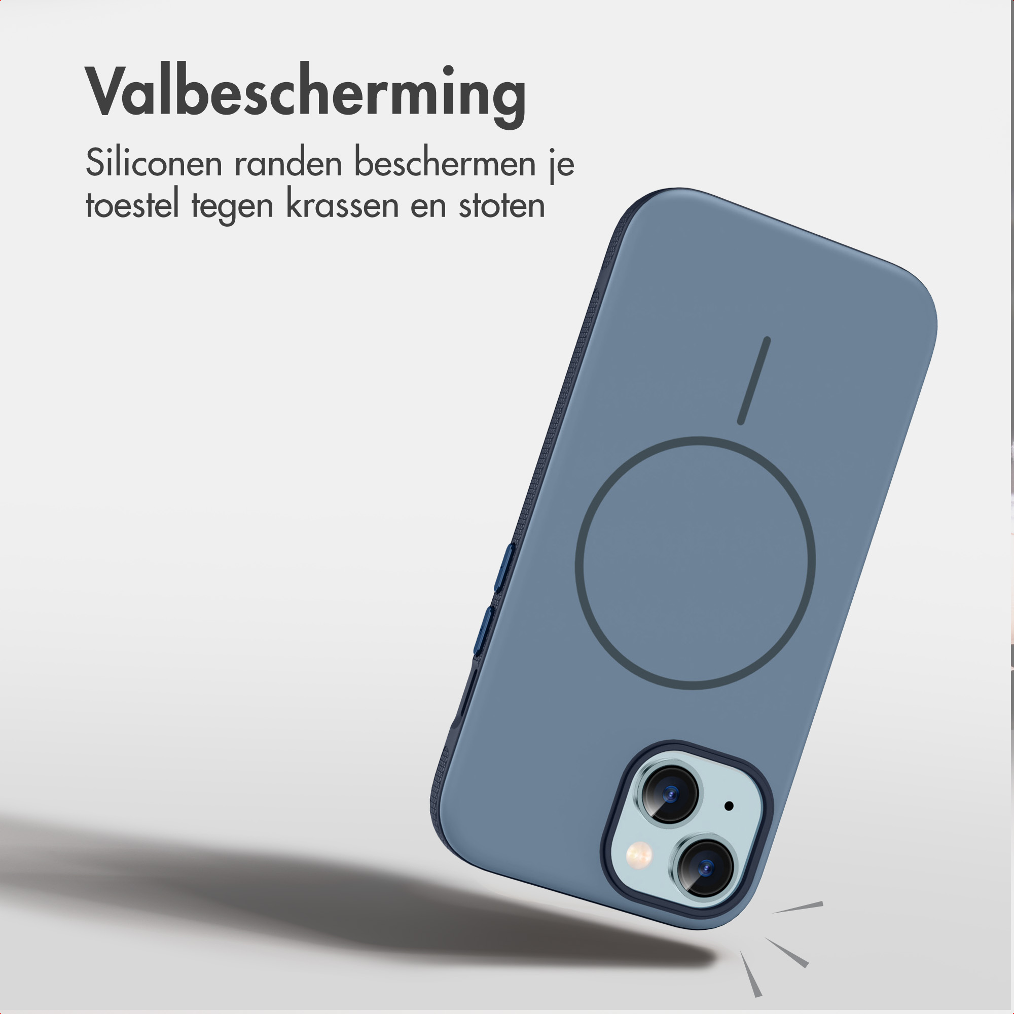 Blauwe smartphonehoes met MagSafe-ring op de achterkant en dubbele camera.