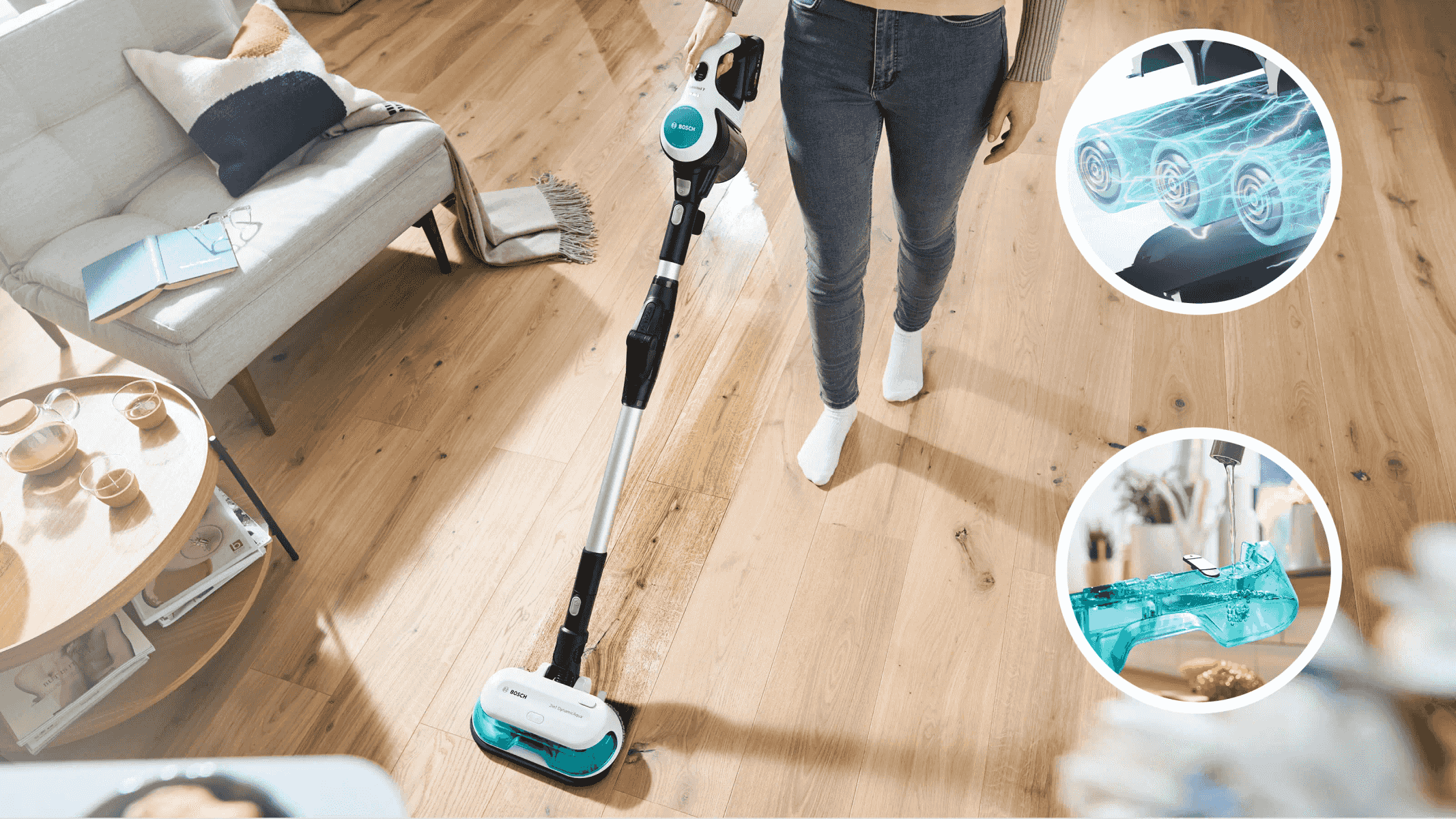 Persona usando una aspiradora inalámbrica blanca en suelo de madera, con dos imágenes circulares.