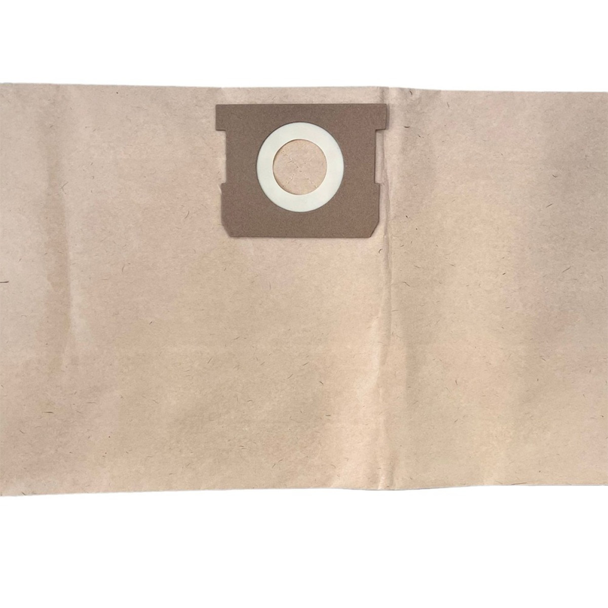 Un sacchetto per aspirapolvere in carta marrone con apertura centrale e anello di gomma bianco su sfondo bianco.