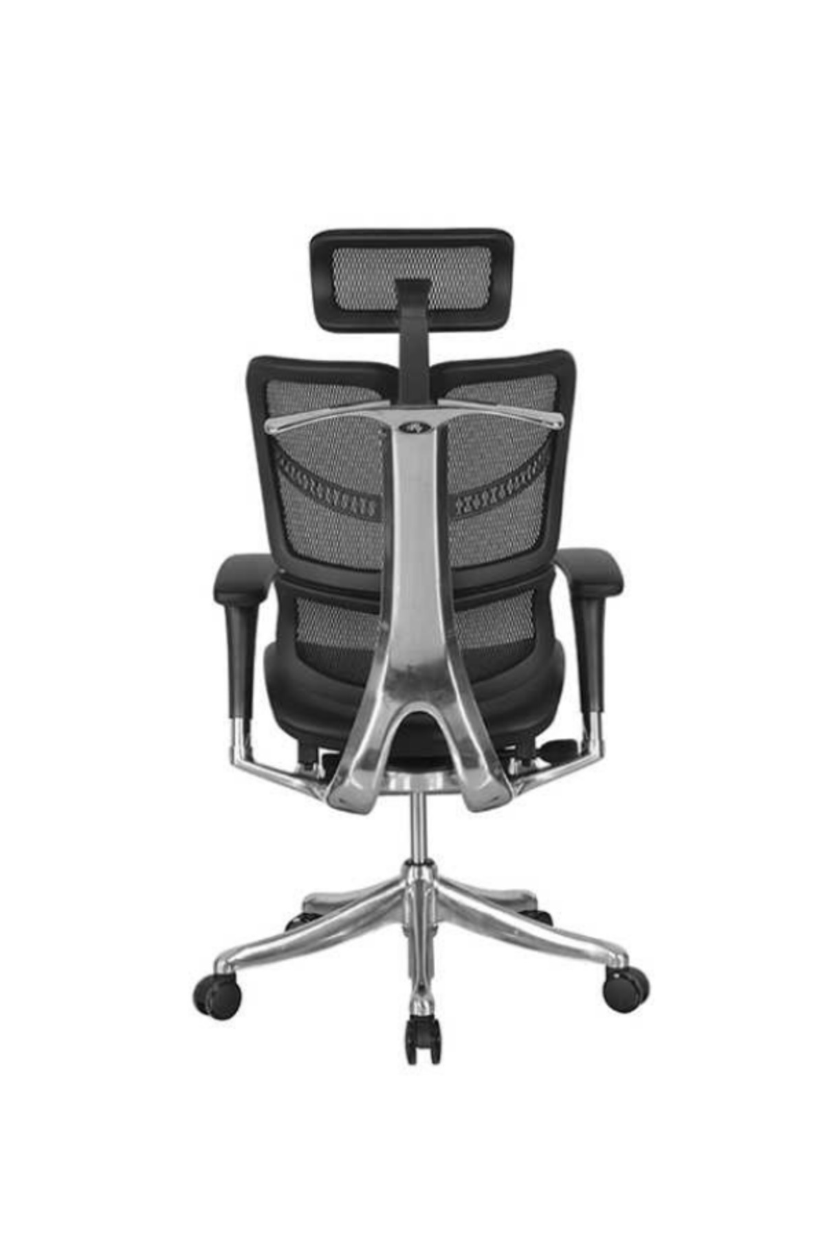 File sırtlı ve gümüş metal iskeletli, tekerlekli ergonomik siyah ofis sandalyesinin arka görünümü.