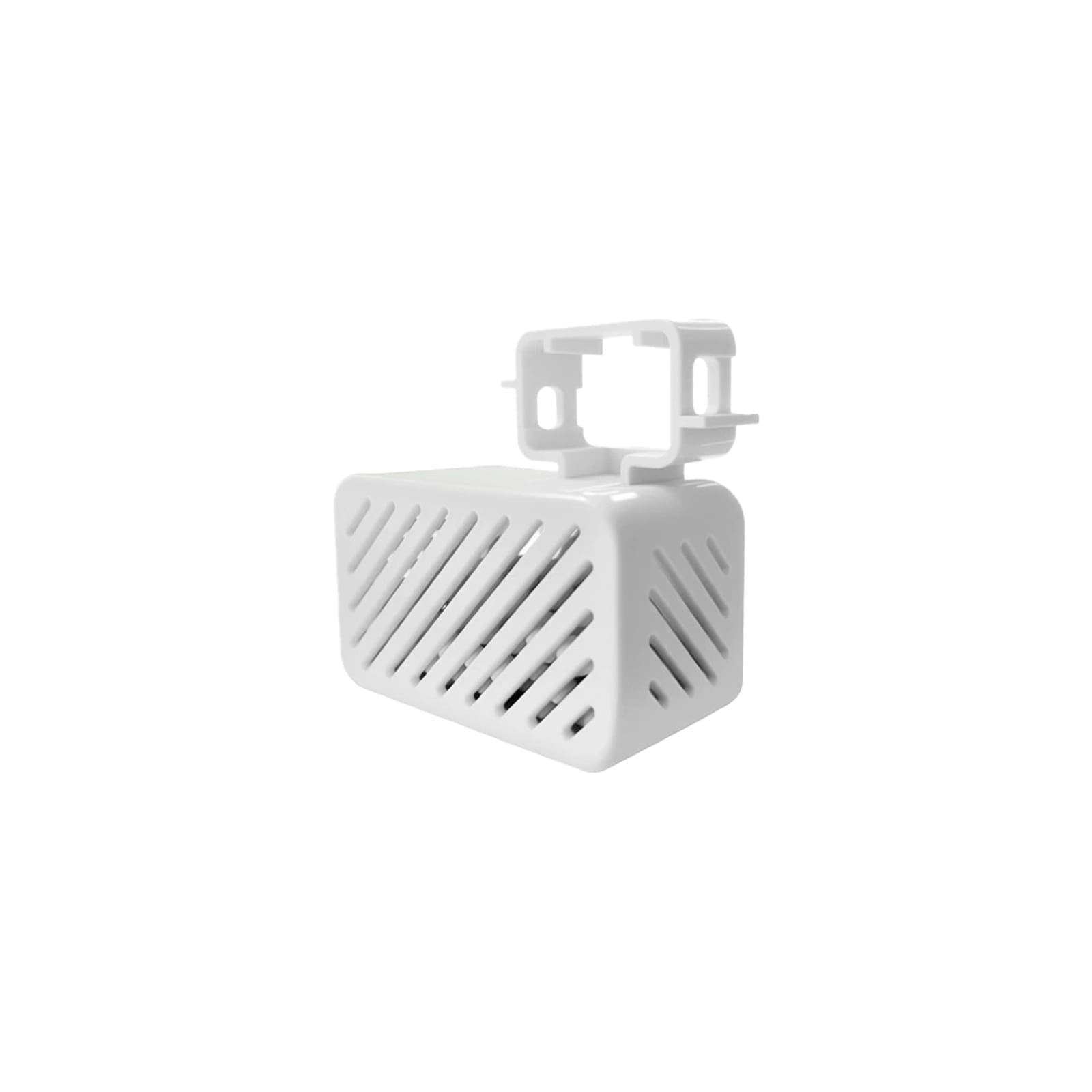 Un couvercle de ventilation en plastique blanc avec des lamelles diagonales et un clip de fixation, fond blanc.