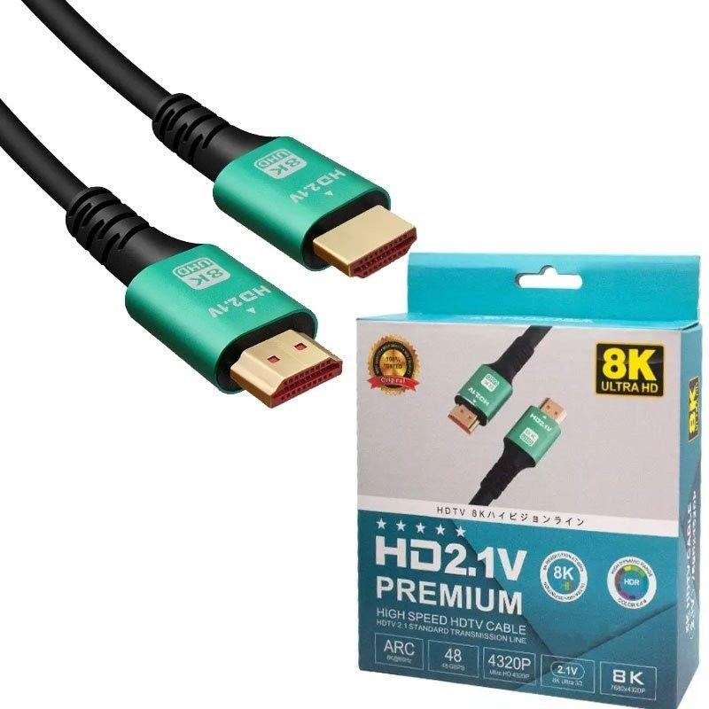 8K Ultra HD etiketli kutunun yanında yeşil konektörlü iki siyah HDMI kablosu.
